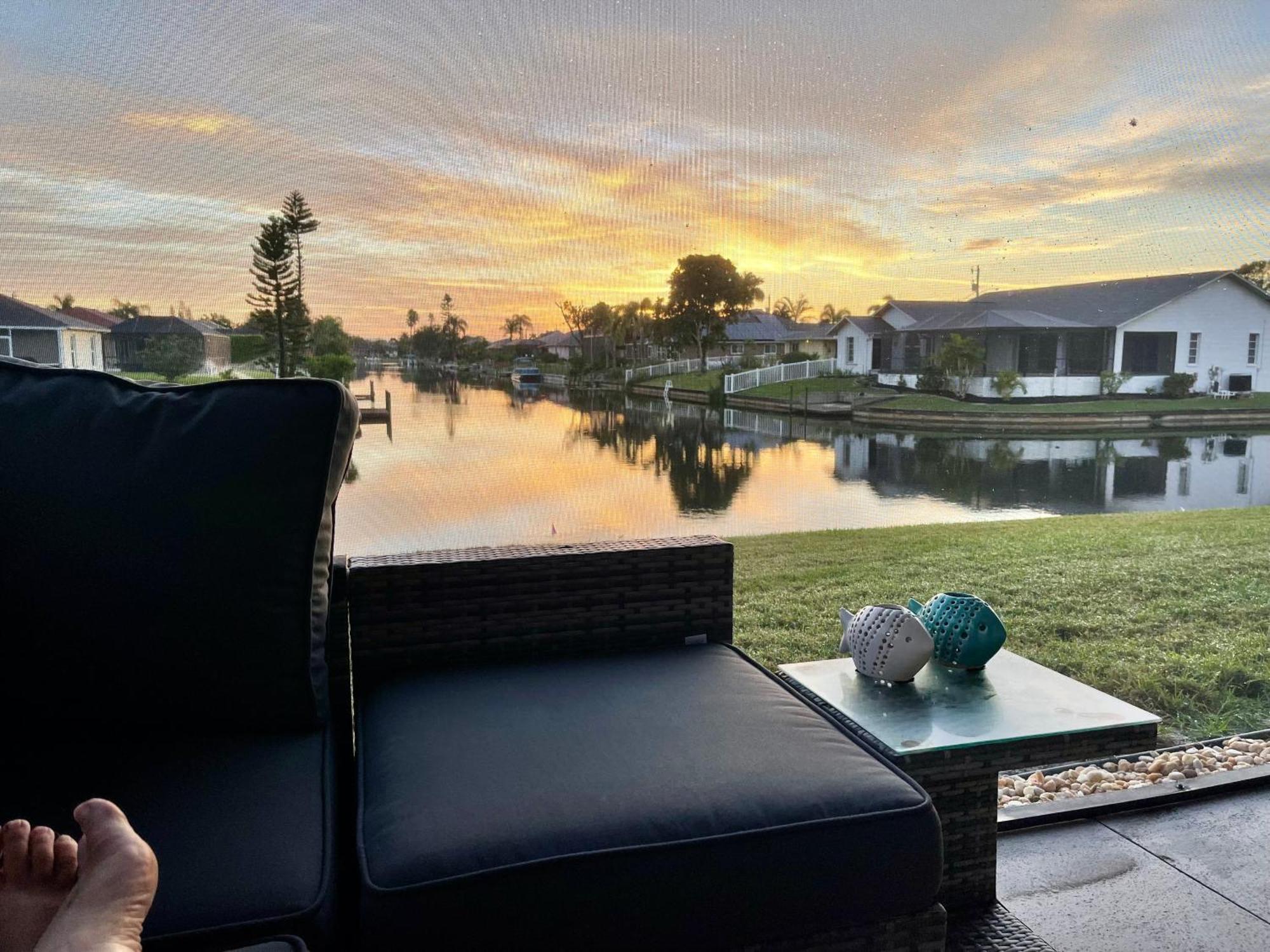 Serenity Waterfront Villa With King Suite, Private Pool, Great Lanai Enclosure And Long Water Views Cape Coral Bagian luar foto