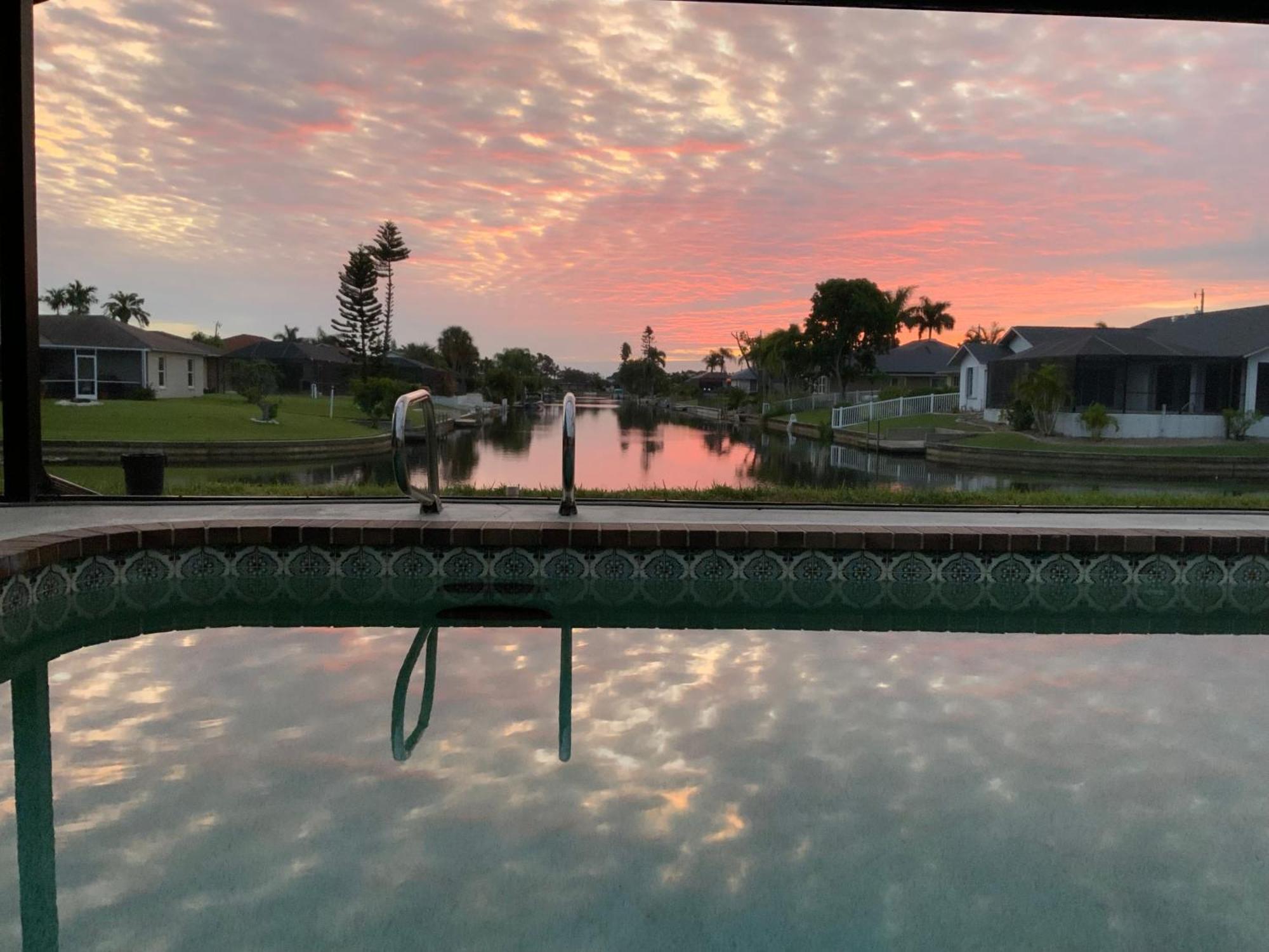 Serenity Waterfront Villa With King Suite, Private Pool, Great Lanai Enclosure And Long Water Views Cape Coral Bagian luar foto