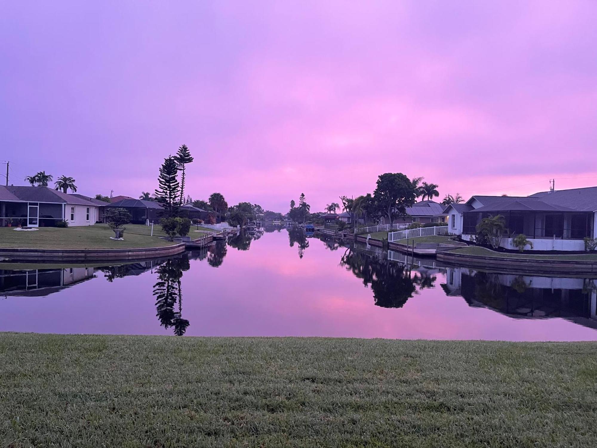 Serenity Waterfront Villa With King Suite, Private Pool, Great Lanai Enclosure And Long Water Views Cape Coral Bagian luar foto